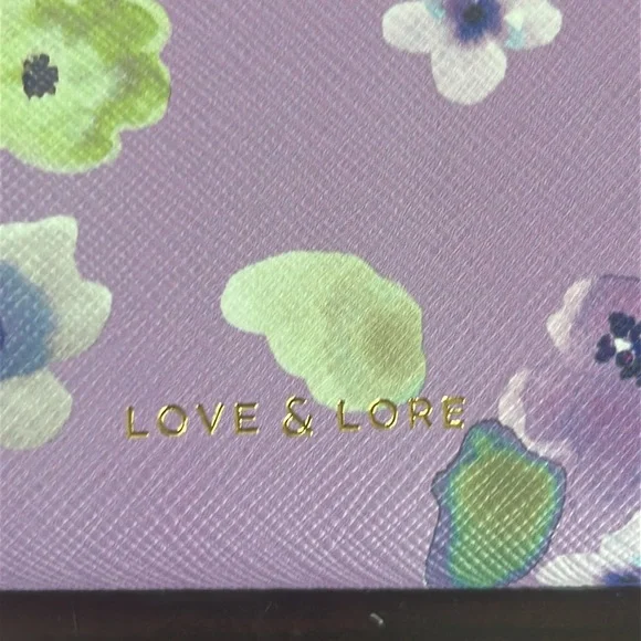 Love & Lore Floral Travel Document Wallet Organizer 9”x5” - Picture 3 of 16